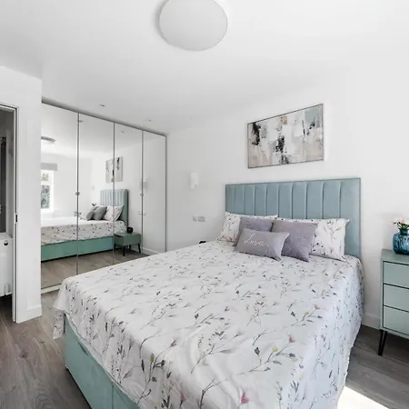 Appartamento Newly Refurbished 2 Bed Flat Mill Hill Esterno foto