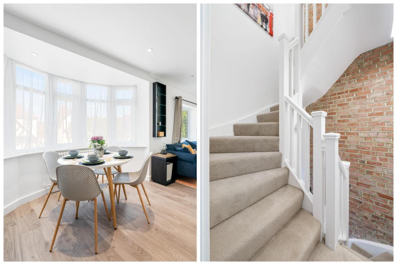 Newly Refurbished 2 Bed Flat *